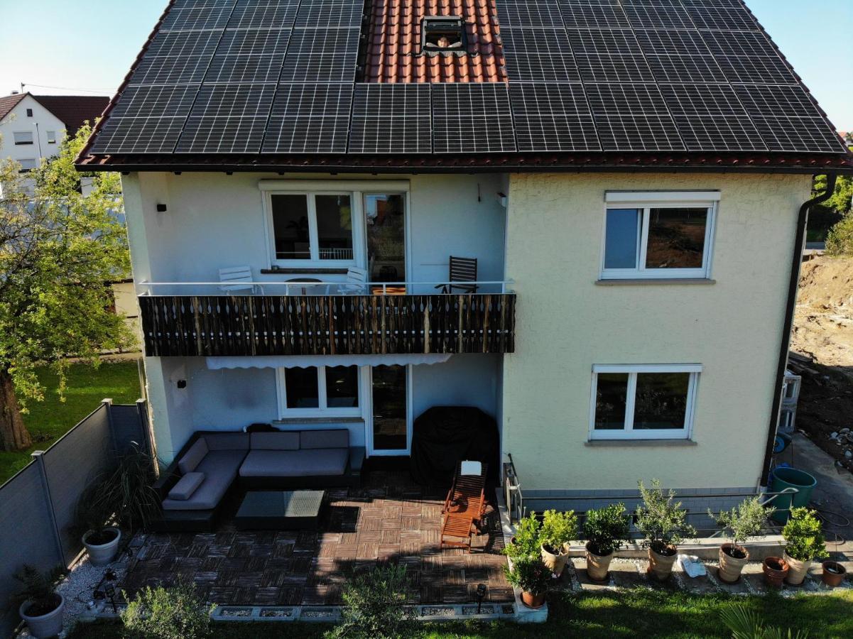 Gemuetliche 3 Zimmer Wohnung Mit Grosszuegiger Terrasse Im Gruenen Ρόιτλινγκεν Εξωτερικό φωτογραφία