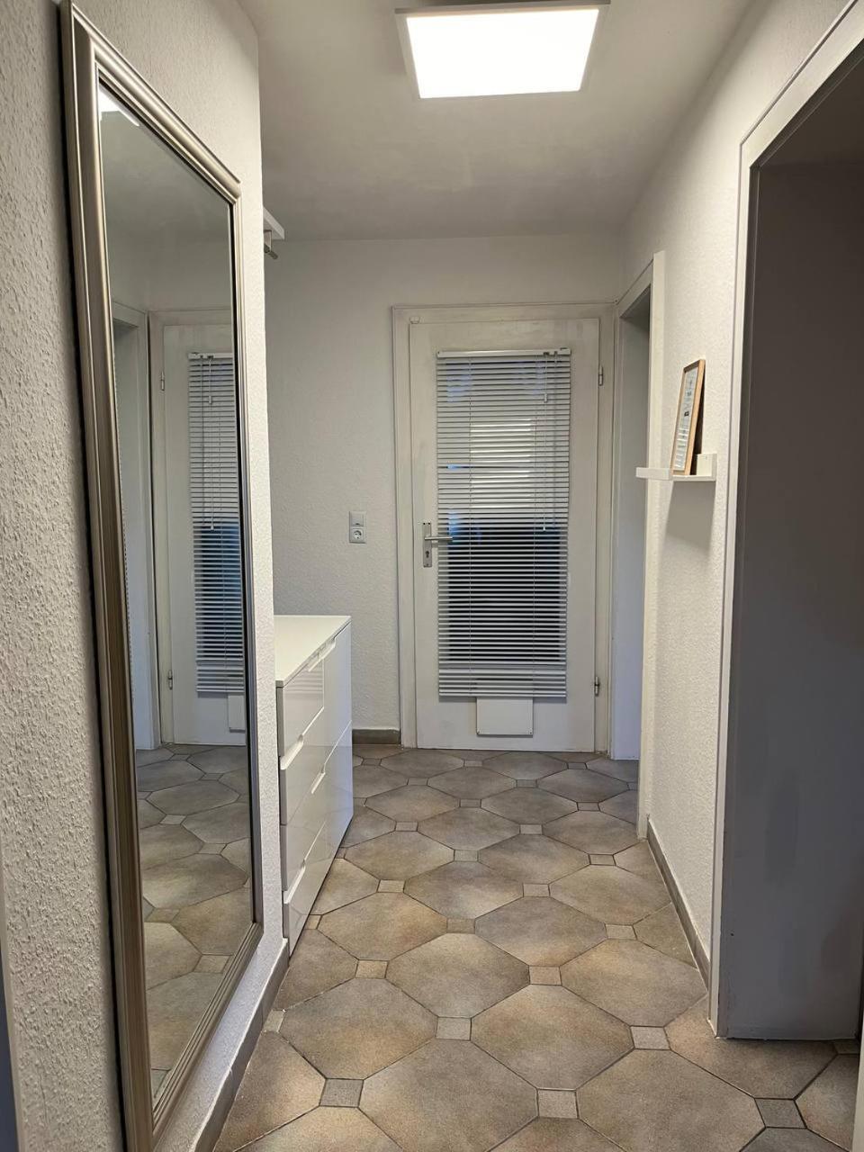 Gemuetliche 3 Zimmer Wohnung Mit Grosszuegiger Terrasse Im Gruenen Ρόιτλινγκεν Εξωτερικό φωτογραφία